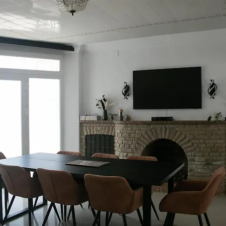 Villa Magnifica Villa, 12 Pers. - Miami - Es-384-44